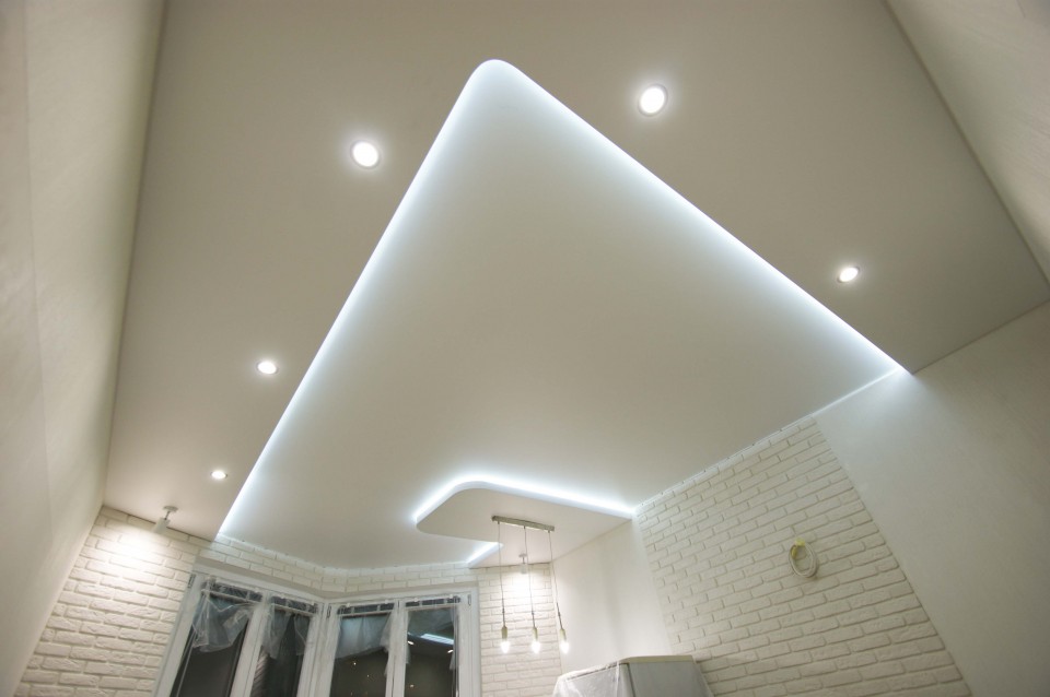 Заказать парящие натяжные потолки в г. Дивногорск